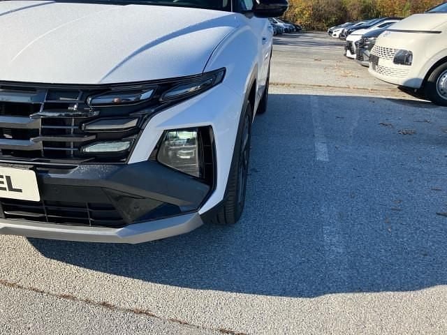 Gebraucht Hyundai Tucson 160 PS (117 kW) 2025 Serenity white / sch SUV