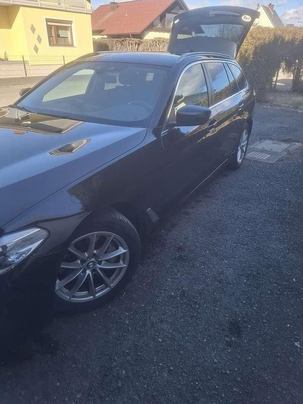 Gebraucht BMW 530 265 PS (194 kW) 2018 Schwarz Kombi