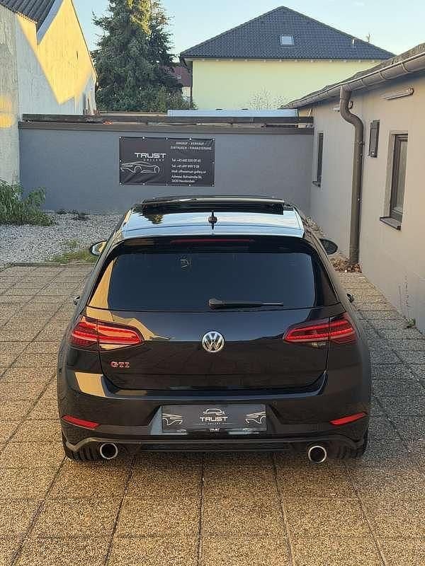 Gebraucht VW Golf VII GTI 245 PS (180 kW) 2019 Limousine