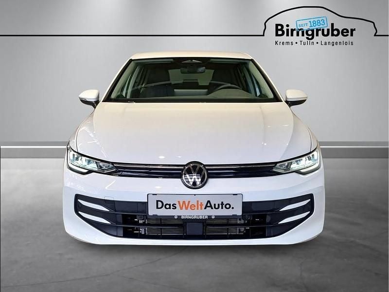 Neu VW Golf VIII 115 PS (84 kW) 2026 Weiss  normal