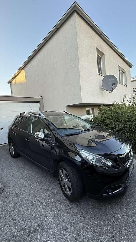 Gebraucht Peugeot 2008 Style 99 PS (72 kW) 2018 SUV