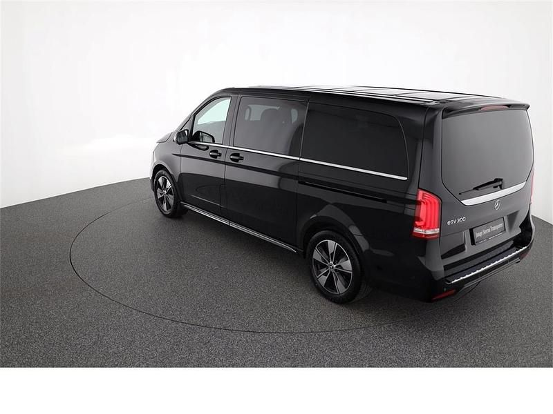 Gebraucht Mercedes EQV300 150 kW (204 PS) 2024 Obsidianschwarz SUV