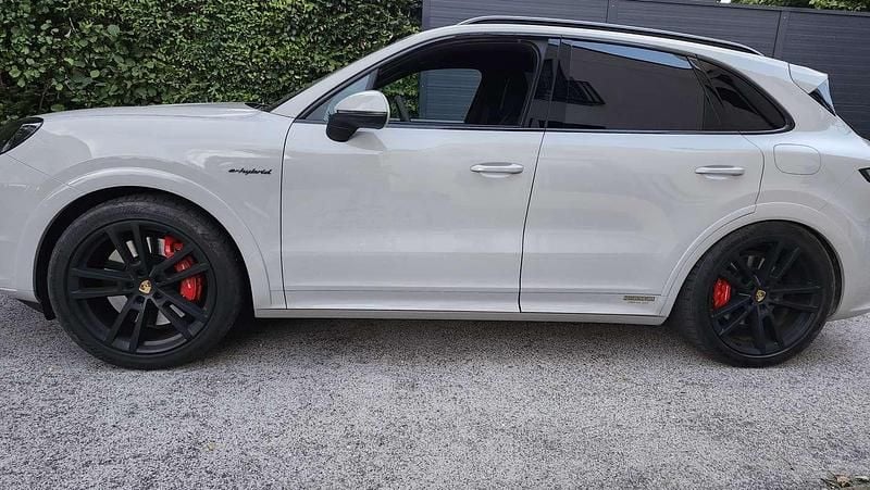 Gebraucht Porsche Cayenne 354 PS (260 kW) 2024 SUV