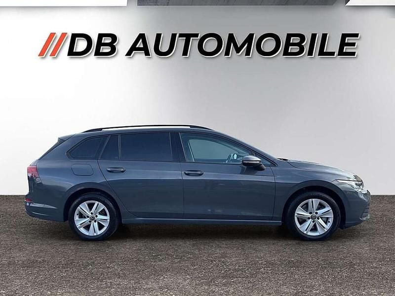 Gebraucht VW Golf VIII Life 116 PS (85 kW) 2021 Grau Kombi