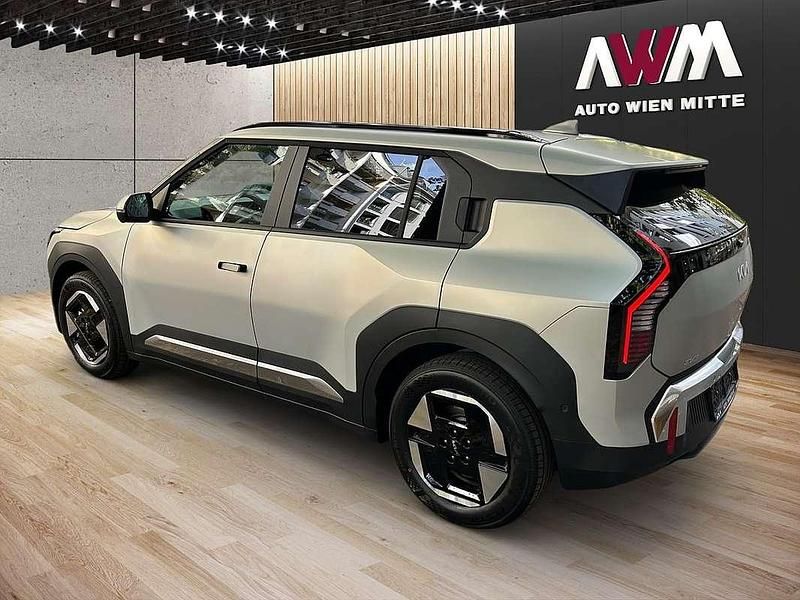 Neu Kia EV3 Plus 150 kW (204 PS) 2025 Silber SUV