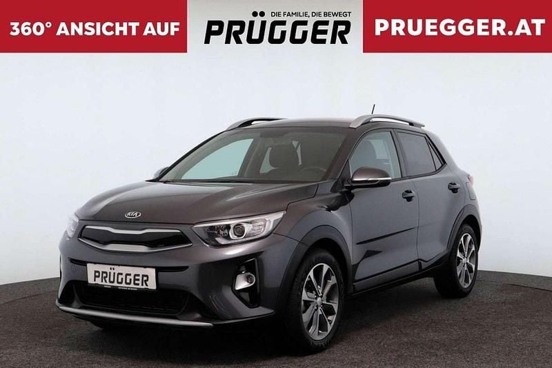 Grau Gebraucht 2018 Kia Stonic Silver SUV | € 12.590 (Fairer Preis) - Bild 1/3