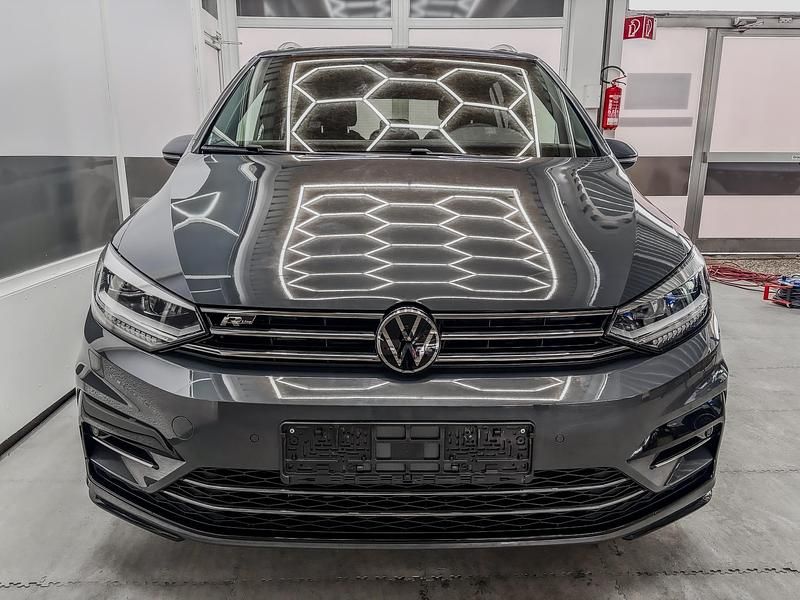 Neu VW Touran Family 150 PS (110 kW) 2026 Van / Kleinbus