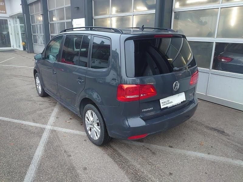 Gebraucht VW Touran 150 PS (110 kW) 2014 Mittelgrau  normal Van / Kleinbus
