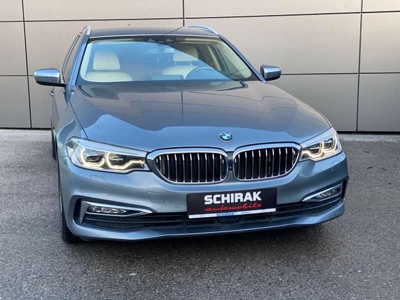 Gebraucht BMW 530 265 PS (194 kW) 2017 Grau Kombi