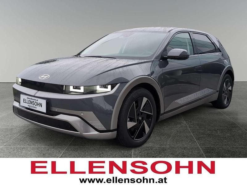 Grau Neu 2025 Hyundai Ioniq 5 GO! SUV | € 46.990 (Superpreis) - Bild 1/4