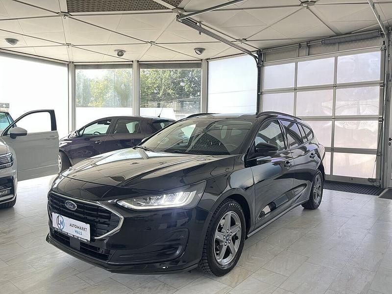 Gebraucht Ford Focus Cool & Connect 120 PS (88 kW) 2022 Schwarz Kombi