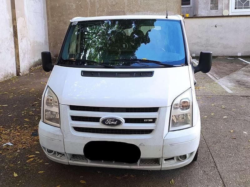 Schwarz Gebraucht 2008 Ford Transit Van / Kleinbus | € 3.500 (Fairer Preis) - Bild 1/4