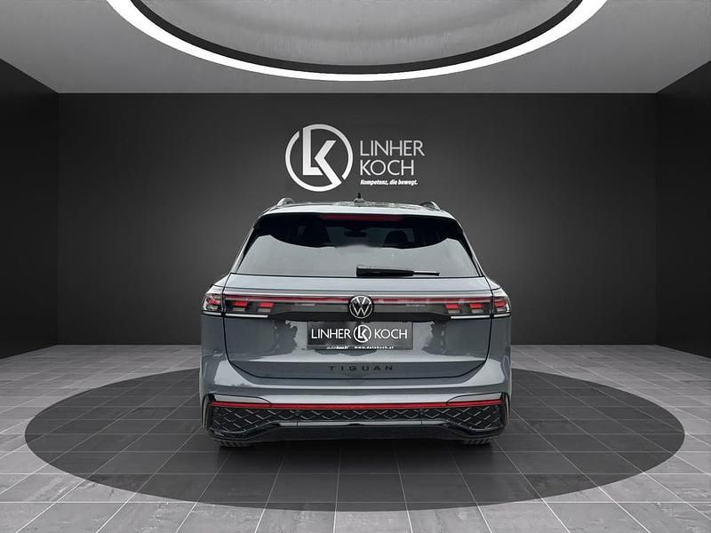 Neu VW Tiguan Sport 193 PS (141 kW) 2025 Mittelgrau  metallic SUV
