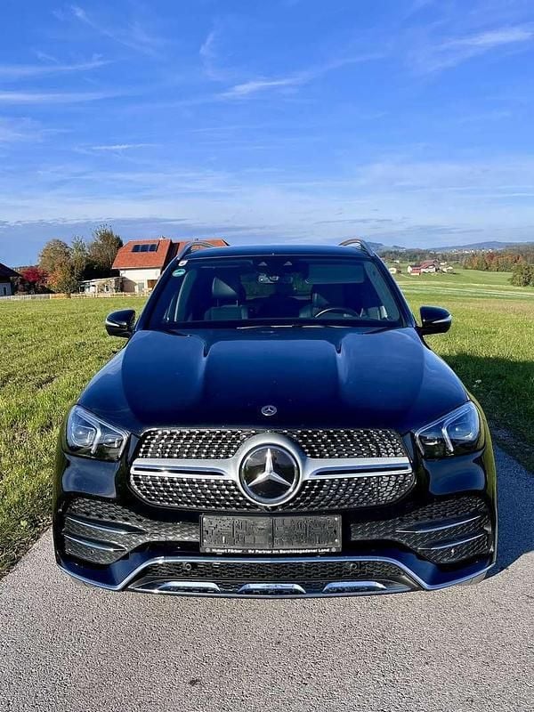 Schwarz Gebraucht 2021 Mercedes GLE350 SUV | € 62.000 (Teuer) - Bild 1/4