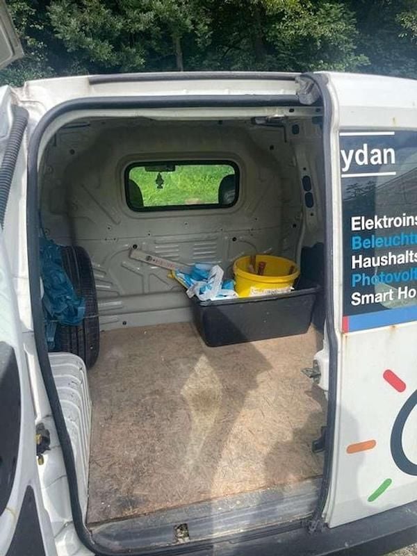 Gebraucht Fiat Fiorino 75 PS (55 kW) 2010 Weiß Van / Kleinbus