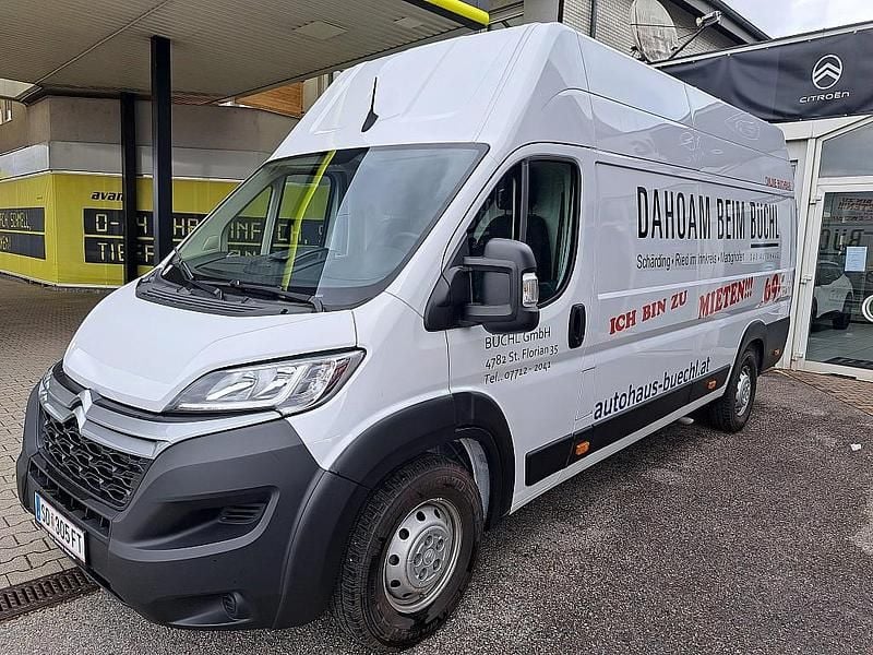 Weiß Gebraucht 2022 Citroën Jumper Comfort Van / Kleinbus | € 26.900 (Superpreis) - Bild 1/1