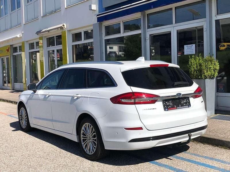 Gebraucht Ford Mondeo Titanium 140 PS (102 kW) 2021 Weiß Kombi