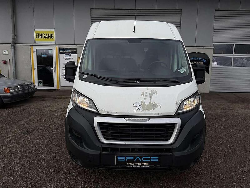 Gebraucht Peugeot Boxer 131 PS (96 kW) 2015 Weiß Van
