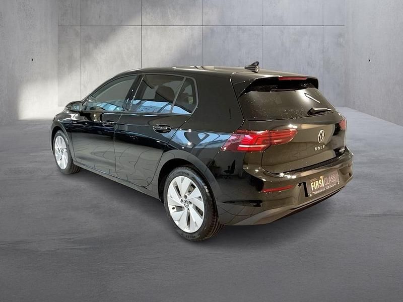 Neu VW Golf VIII 204 PS (150 kW) 2026 Schwarz  metallic Limousine