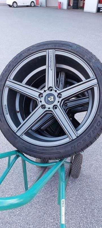 Gebraucht VW Multivan Edition 204 PS (150 kW) 2018 Schwarz Van