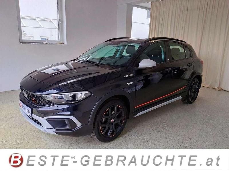 Gebraucht Fiat Tipo Cross 101 PS (74 kW) 2023 Schwarz Limousine