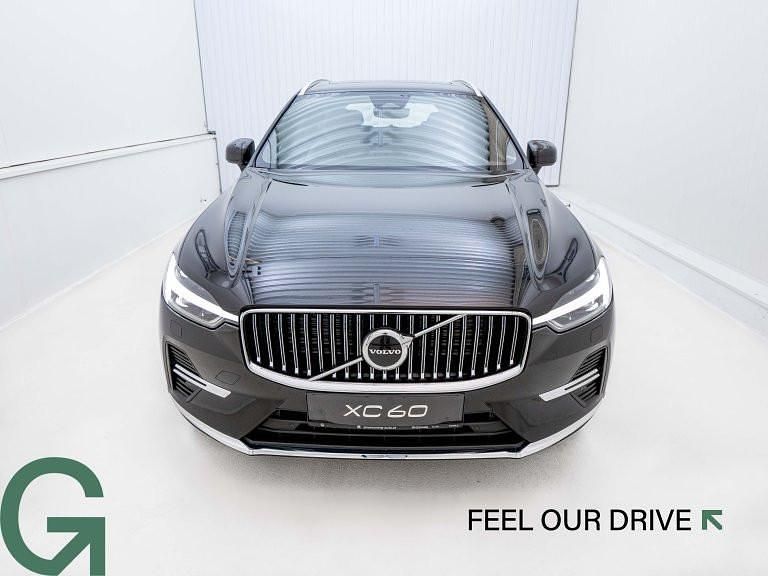 Gebraucht Volvo XC60 349 PS (256 kW) 2024 Schwarz SUV