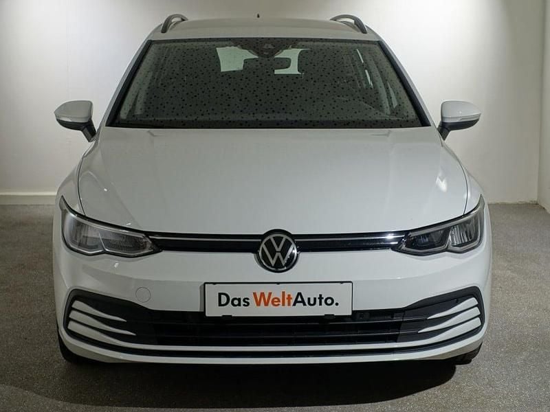 Gebraucht VW Golf VIII Life 115 PS (84 kW) 2022 Weiss  normal Kombi