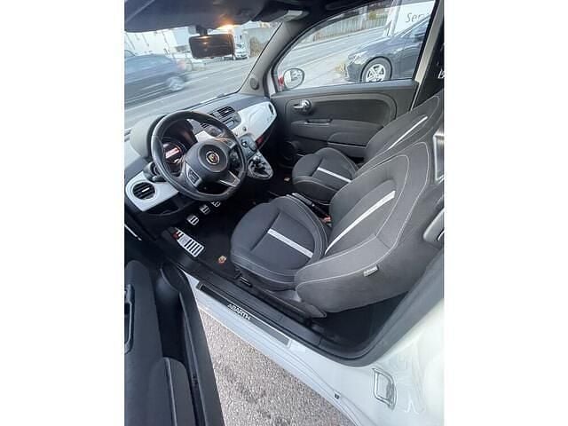 Gebraucht Abarth 500C 140 PS (102 kW) 2016 Weiß Cabrio