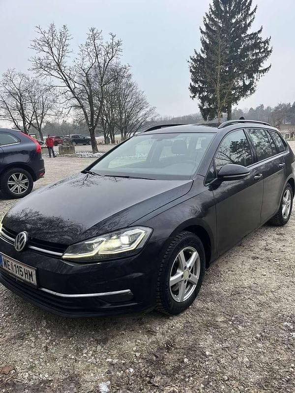 Gebraucht VW Golf VII Comfortline 116 PS (85 kW) 2018 Kombi