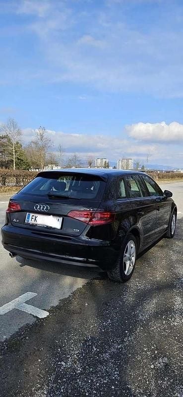 Gebraucht Audi A3 Ambiente 105 PS (77 kW) 2013 Limousine