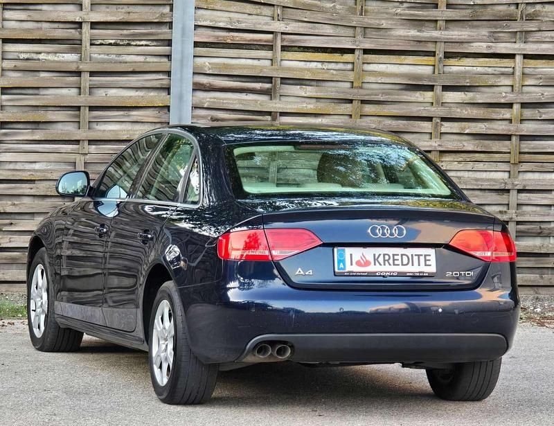 Gebraucht Audi A4 143 PS (105 kW) 2008 Blau Limousine