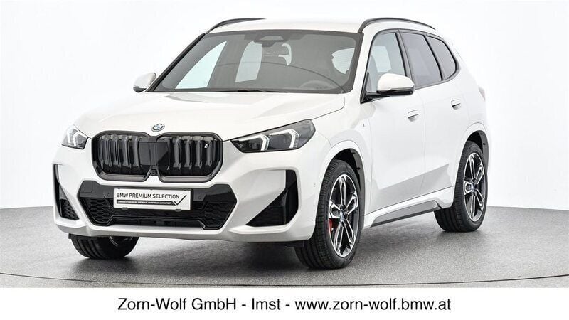 Gebraucht BMW iX1 Shadowline 230 kW (313 PS) 2023 Mineralweiß SUV