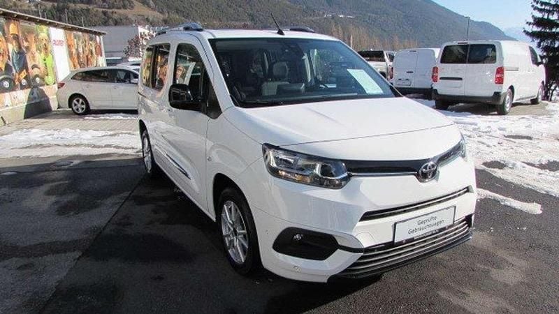 Gebraucht Toyota Proace Verso City 131 PS (96 kW) 2022 Weiß Kombi