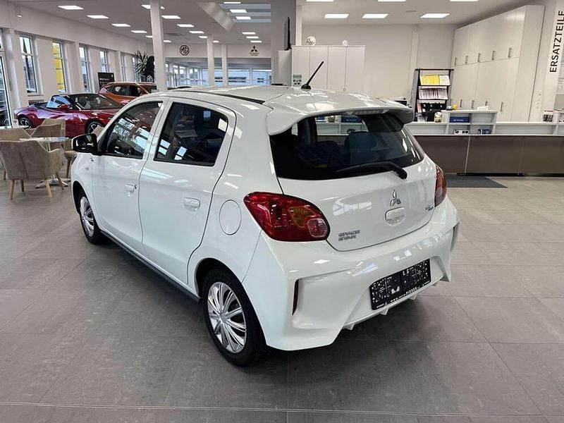 Gebraucht Mitsubishi Space Star Inform 71 PS (52 kW) 2021 Weiß Kleinwagen