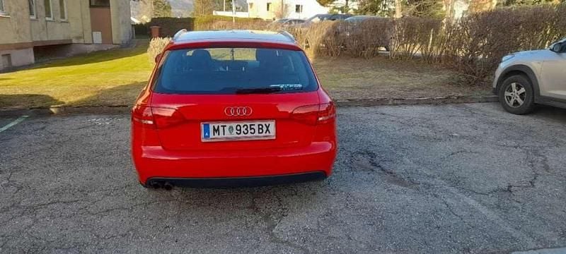 Gebraucht Audi A4 143 PS (105 kW) 2009 Rot Kombi
