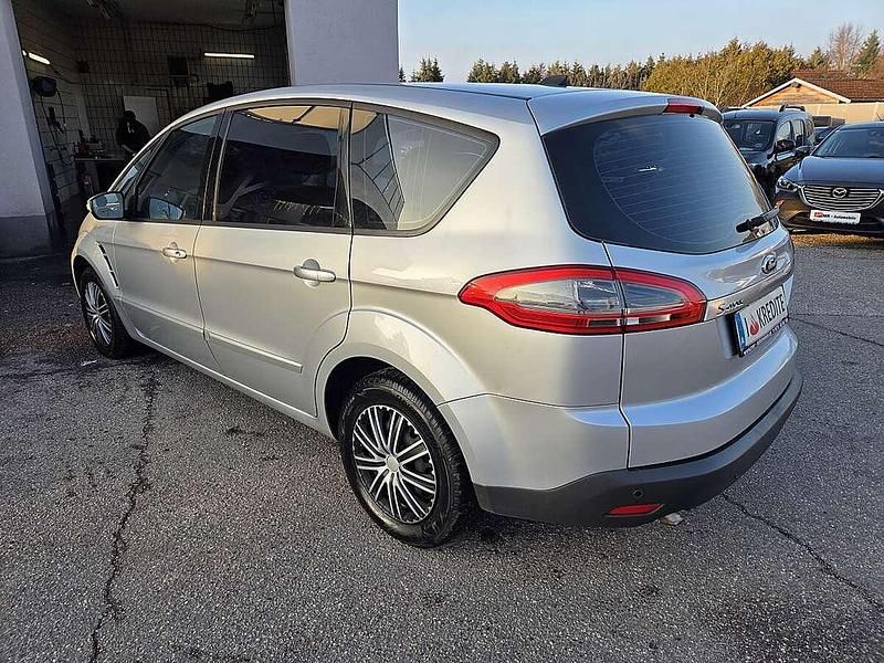 Gebraucht Ford S-MAX Trend 116 PS (85 kW) 2011 Silber Van / Kleinbus