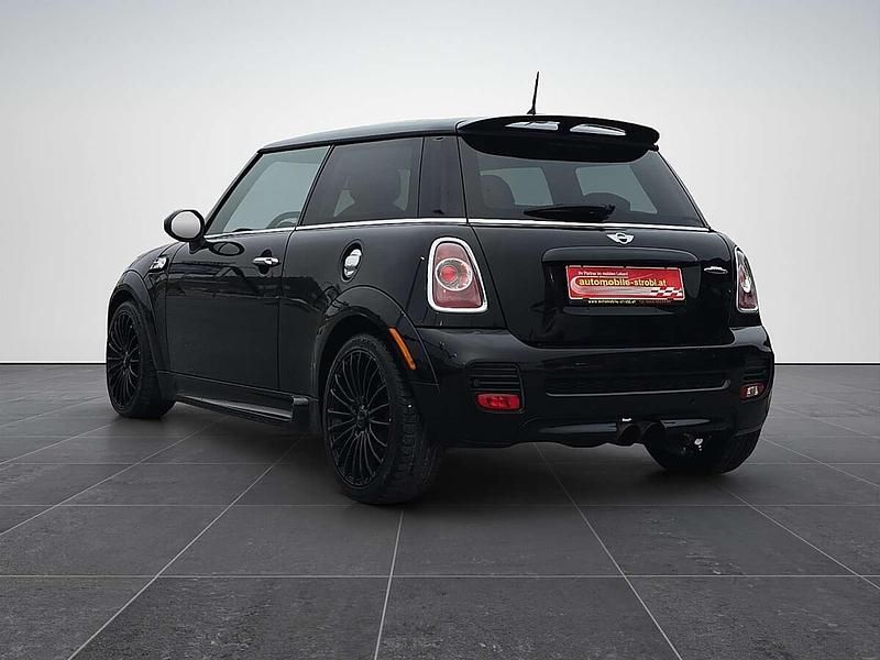 Gebraucht Mini John Cooper Works 211 PS (155 kW) 2011 Schwarz Kleinwagen