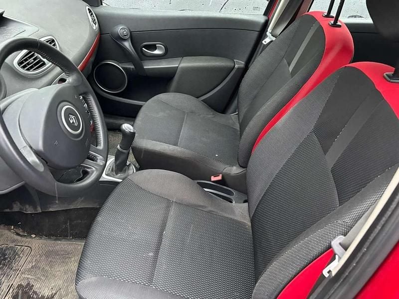 Gebraucht Renault Clio II Rip Curl 75 PS (55 kW) 2008 Rot Kleinwagen