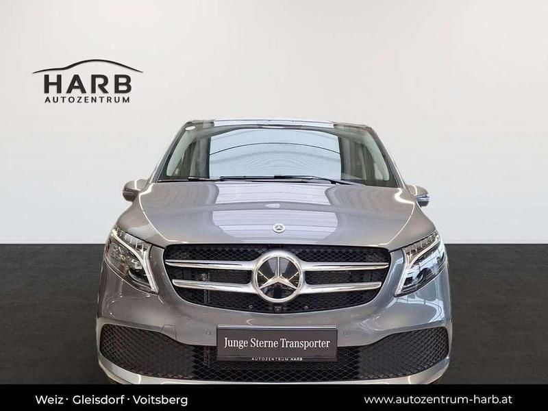 Gebraucht Mercedes E250 189 PS (139 kW) 2023 Grau Kombi