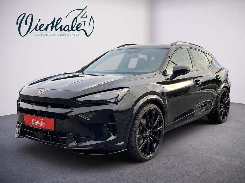 Schwarz metallic Gebraucht 2025 Cupra Formentor SUV | € 54.950 - Bild 1/4