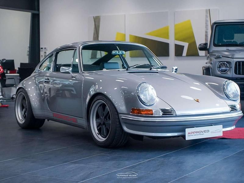 Silber Gebraucht 1995 Porsche 911 Carrera Coupé | € 480.000 - Bild 1/4