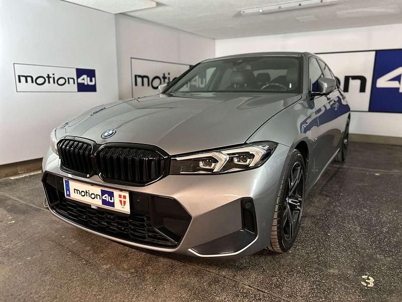 Gebraucht BMW 320e Shadowline 163 PS (119 kW) 2022 Grau Limousine