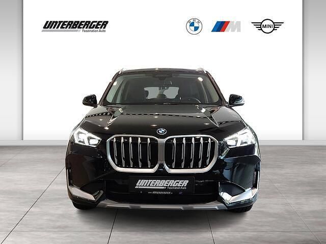 Neu BMW X1 Luxury Line 245 PS (180 kW) 2025 Schwarz sonderlackierung SUV