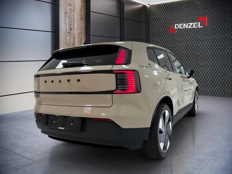Neu Volvo EX30 Core 185 kW (252 PS) 2025 Sand dune SUV