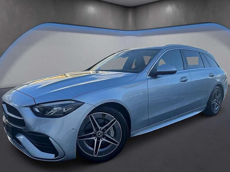 Gebraucht Mercedes C220 AMG line 200 PS (147 kW) 2021 Silber Kombi