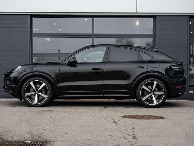 Gebraucht Porsche Cayenne 305 PS (224 kW) 2025 Schwarz  normal SUV