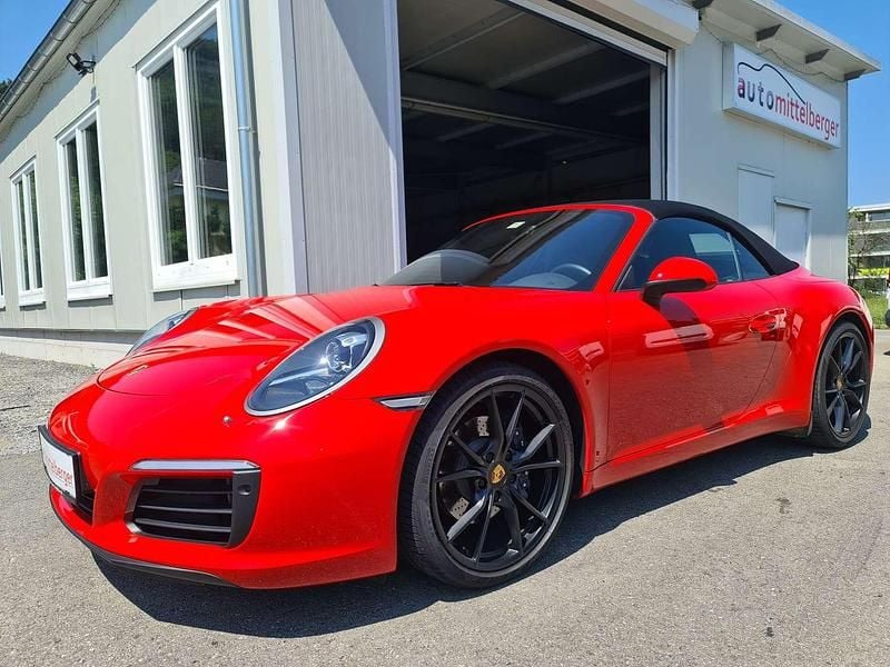 Rot Gebraucht 2017 Porsche 911 Carrera Cabriolet Cabrio | € 119.990 - Bild 1/4