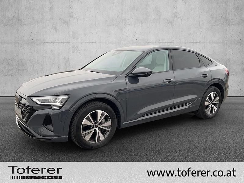 Gebraucht Audi Q8 e-tron Business 300 kW (408 PS) 2024 Hellgrau  metallic SUV