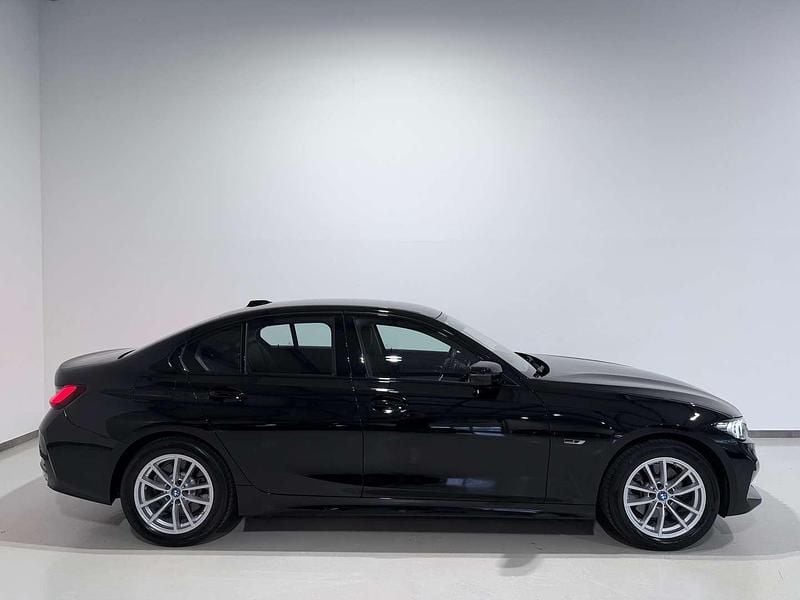 Gebraucht BMW 320e Shadowline 204 PS (150 kW) 2022 Schwarz Limousine