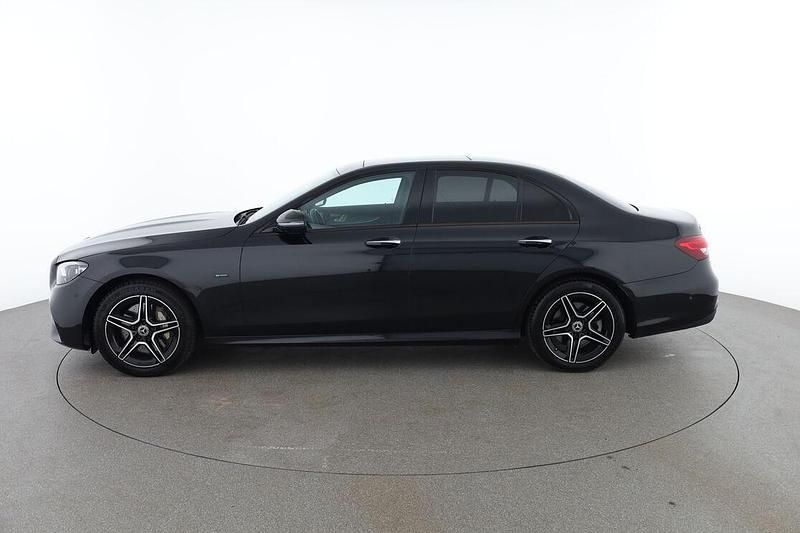 Gebraucht Mercedes E300 AMG line 320 PS (235 kW) 2020 Schwarz Limousine